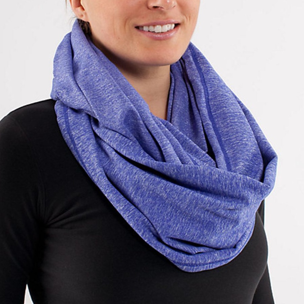 Lululemon scarf